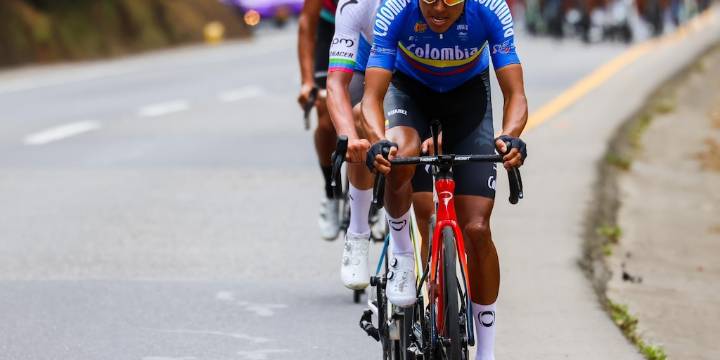 Egan Bernal habló sobre su futuro deportivo para 2026 en el ciclismo de ruta: “Vamos a ver”