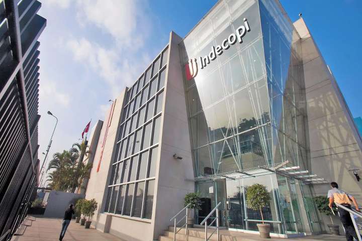 Indecopi sanciona a dos empresas por afectar el mercado de cemento en el sur del país