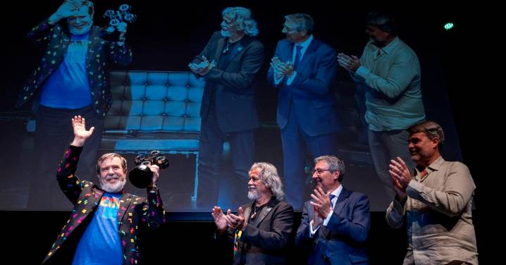 Alexey Pajitnov, el creador del Tetris, recibe el primer premio OXO Legends que entrega el Museo del Videojuego de Málaga