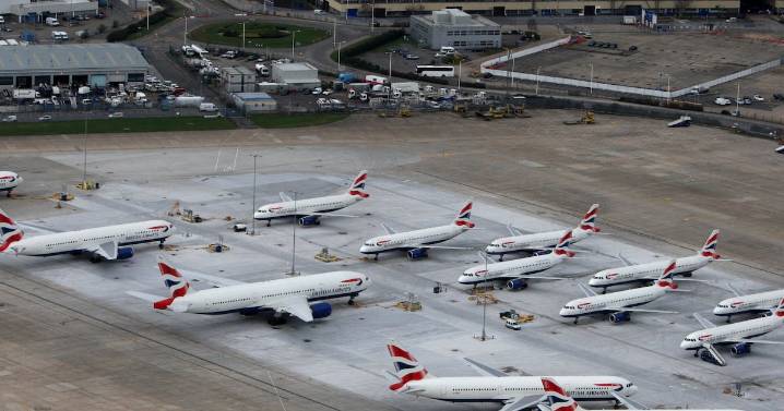 Passenger Plane Engineer Plummets 20ft From Jet Onto Concrete at Heathrow Airport