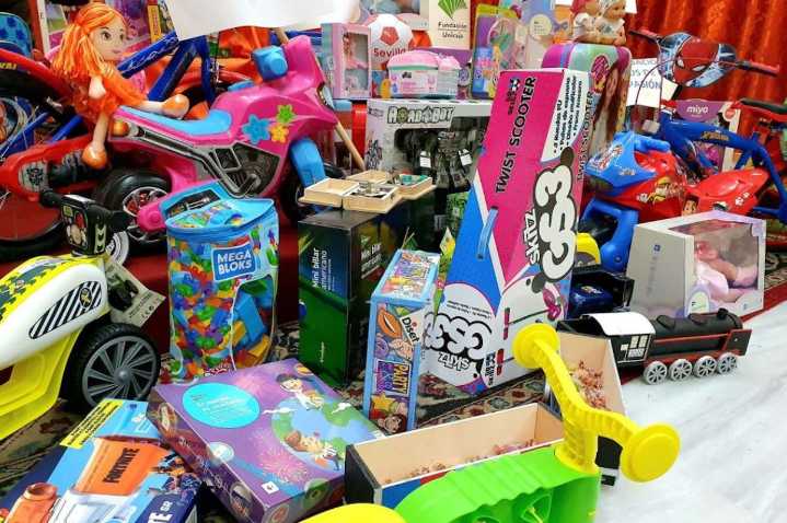 Con juguetes Baruta sigue la ruta de solidaridad navideña