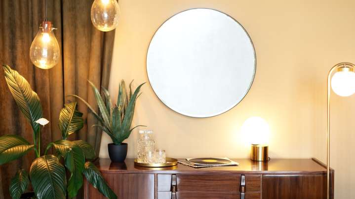 This Tiktoker Uses A Rotary Tool To 'Tattoo' A Mirror