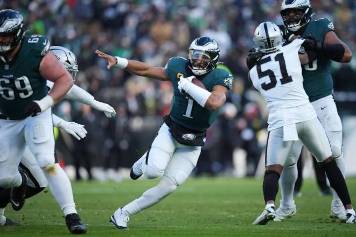 Eagles Report Card: Birds bounce back by blanking Raiders