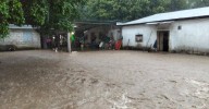Lluvias desbordan un río en Tila, Chiapas; muere una menor arrastrada por la corriente