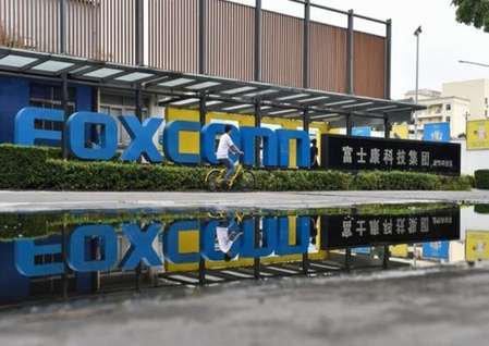 Foxconn’s China exit due to erratic policies signals MNCs’ shift to India, Vietnam