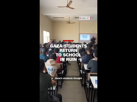 Gaza students return to school in ruin