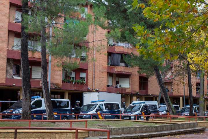 La Policía Nacional realiza una redada antidroga en Las 600