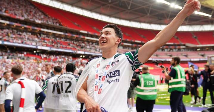 Emotional Luke O'Nien on Sunderland Premier League debut