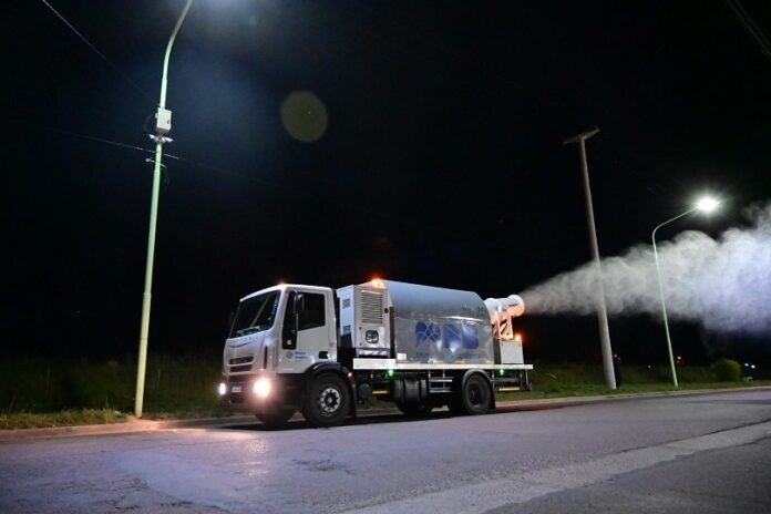 Fumigación: el trabajo en cada barrio, dia por dia