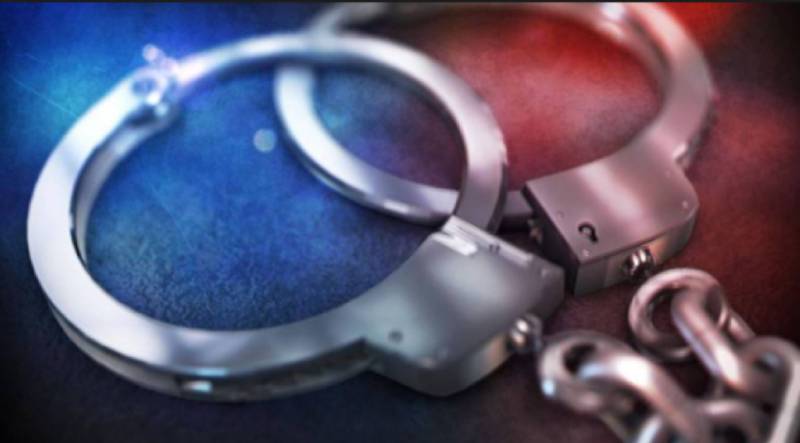 US Border Patrol intercepts woman in cross