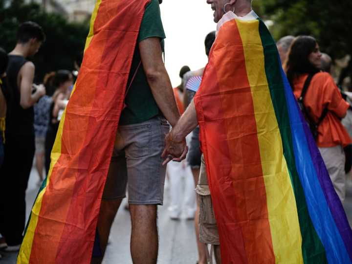 La Iglesia en alerta por el fallo de la UE que obliga a Polonia a inscribir un matrimonio gay