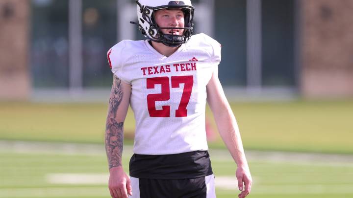 Texas Tech football player announces plan to transfer