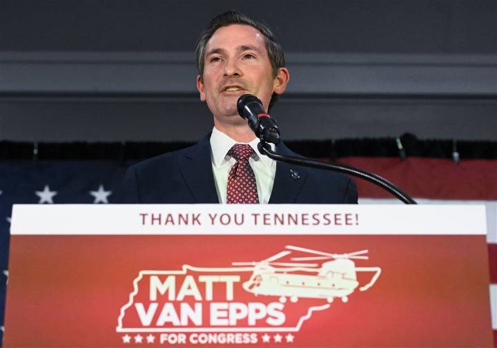 Republicans brace for tough midterms after Tennessee special election