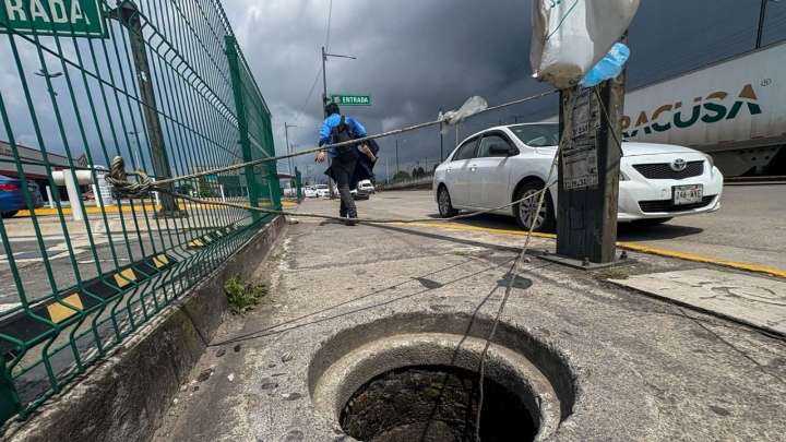 Coladera destapada CDMX: dónde y cómo reportarla paso a paso