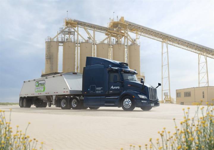 Pittsburgh autonomous vehicle company Aurora’s trucks to haul fracking sand in Texas