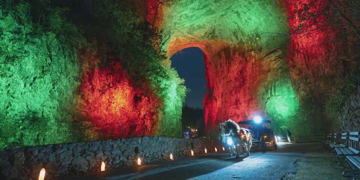 Holidays at Natural Bridge State Park: Festival of Trees, Luminary Nights