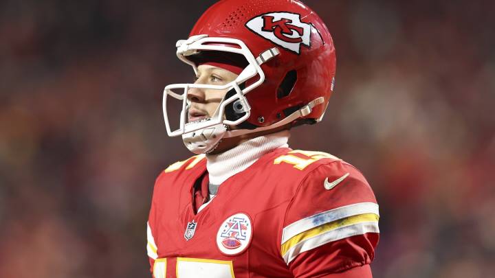 Sunday Aftermath: Chiefs' woes, Daniel Jones' injury, and more