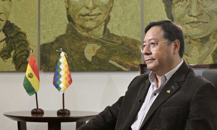 Fiscalía de Bolivia pide prisión preventiva para expresidente Luis Arce por riesgo de fuga