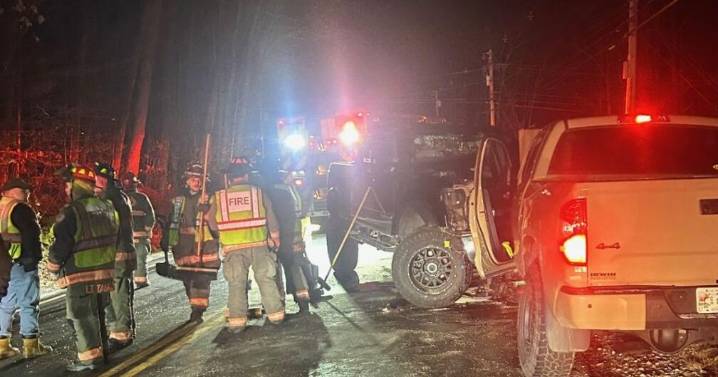 2 injured in 3-car crash, police investigating road rage