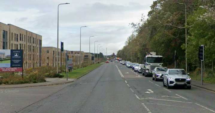 Edinburgh crash 'involving lorries and Lothian Bus' causes major road closure