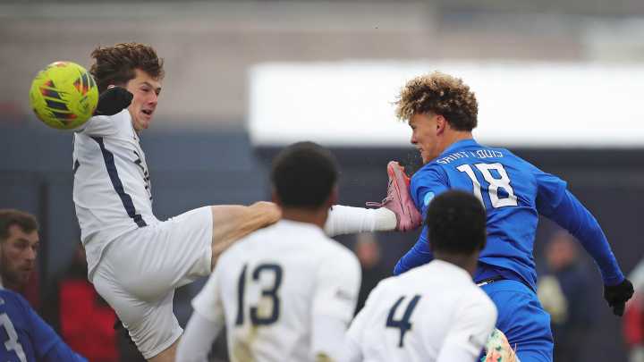 Red card helps doom Akron men's soccer vs. Saint Louis in tournament