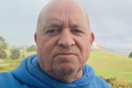 “Soy papá, intento ser mamá”: el difícil momento de Pato Oñate en Chiloé tras la muerte de su esposa