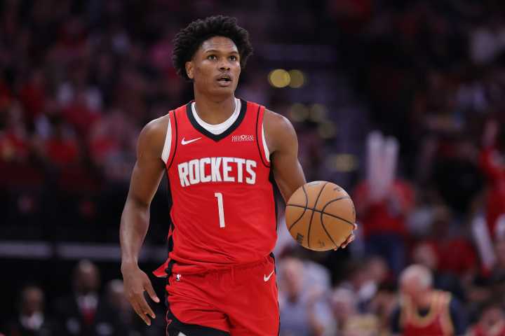 The Athletic: How Amen Thompson has become Rockets' floor raiser with his energy and athleticism