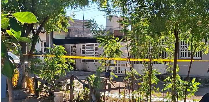 Pareja muere en ataque con armas y explosivos en vivienda de Villa Unión, en Mazatlán