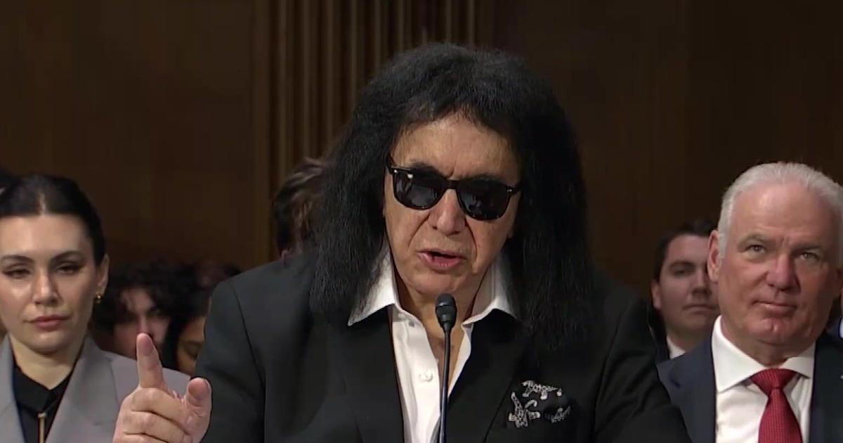 Gene Simmons supports legislation for radio royalty payments