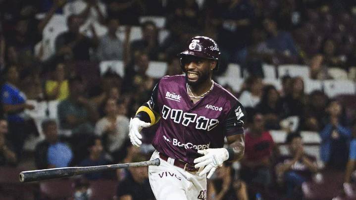 Tomateros domina a Cañeros y asegura su tercera serie consecutiva en casa