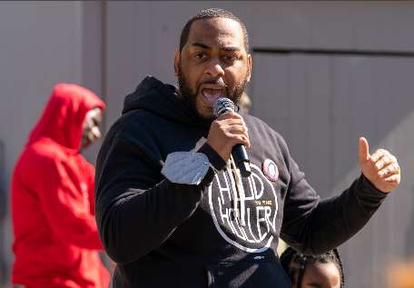 Booker to run for U.S. Senate in Kentucky for 3rd time