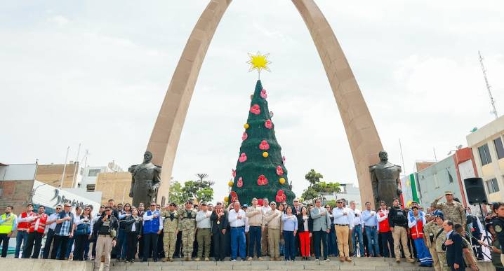Presidente José Jerí participa en ceremonia de izamiento del Pabellón Nacional en Tacna