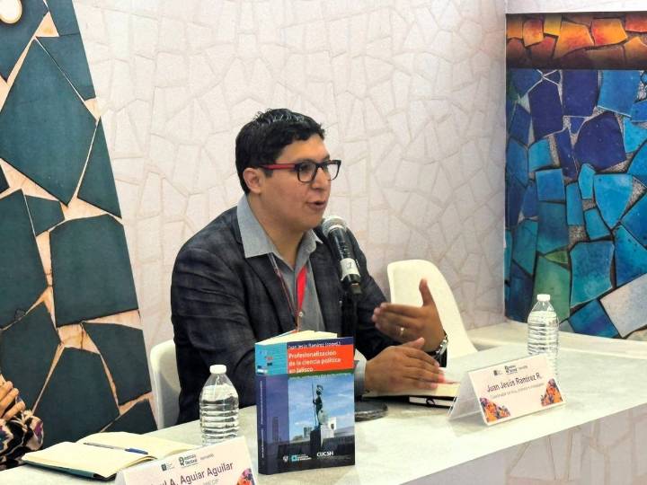 “La materia de estudio de politólogos va más allá de partidos y elecciones”