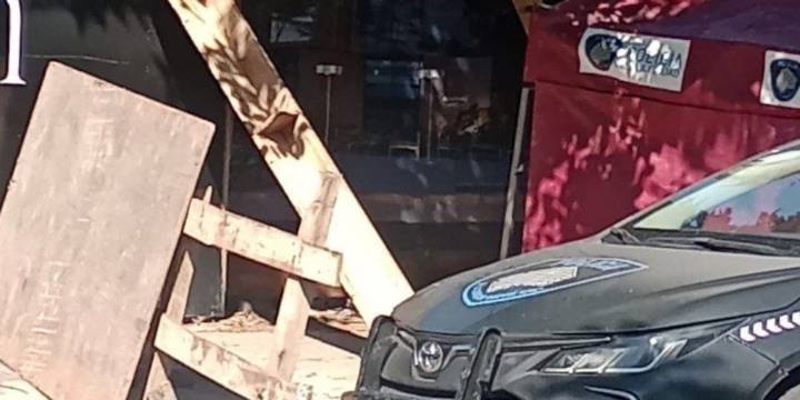 Tragedia en Villa Devoto: un andamio de una obra en construcción cayó sobre una joven y la mató