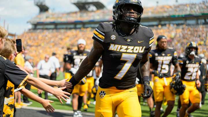 Missouri football freshman running back will enter transfer portal