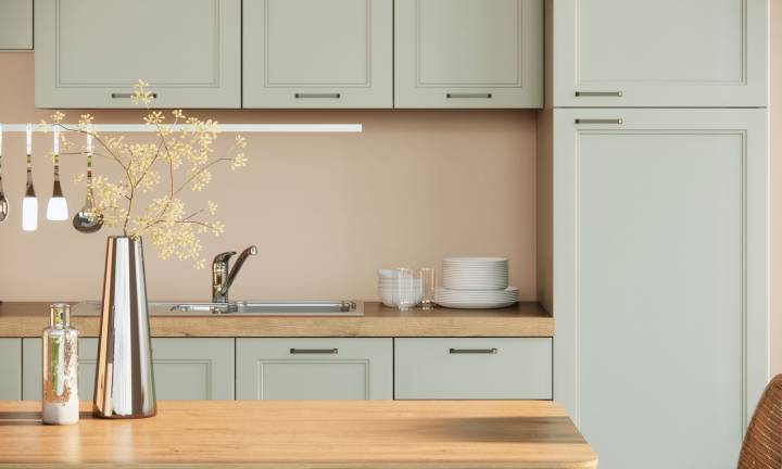 9 Paint Colors for Small Kitchens