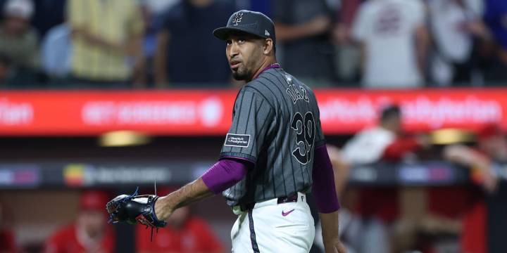 Mets lose Edwin Díaz to Dodgers in free agency (source)