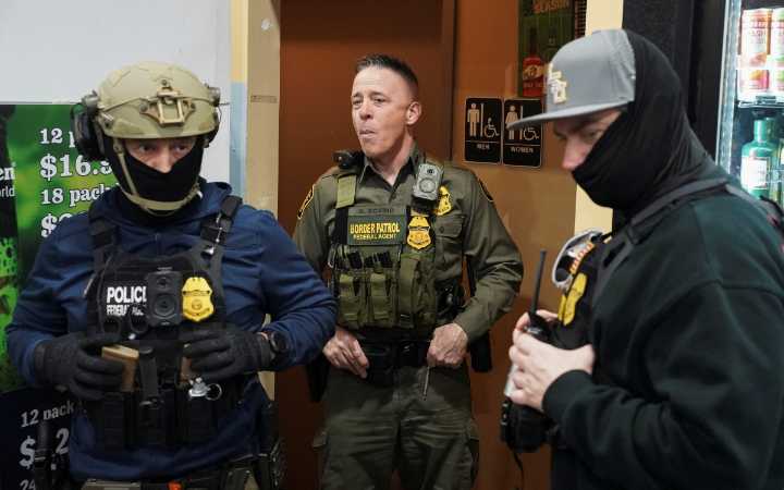 ICE detiene "desproporcionadamente" a latinos en Nueva York