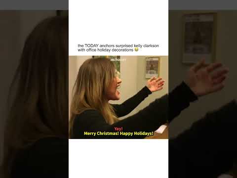 The TODAY Anchors Surprised Kelly Clarkson with Holiday Decorations