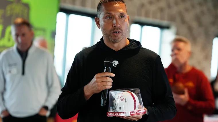 Matt Campbell says he sought permission from Iowa State before taking Penn State job