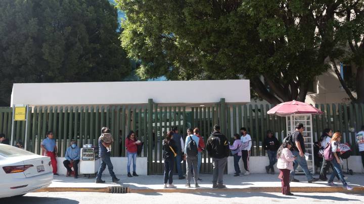 Puebla cierra 2025 con 70.9% de su población sin seguridad social