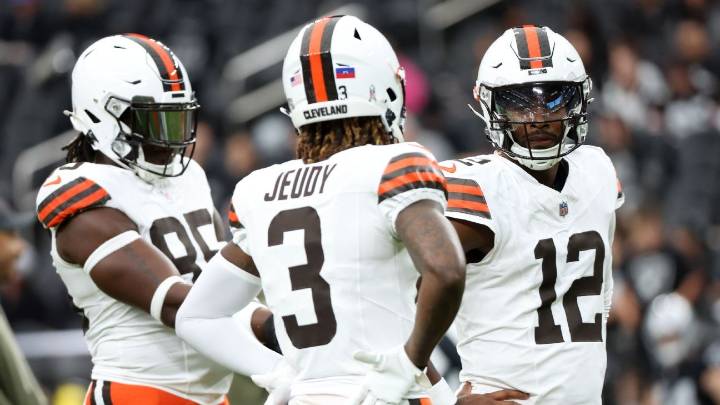 Browns' Shedeur Sanders, Jerry Jeudy downplay sideline spat