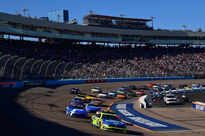 Economist testifies that NASCAR underpaid teams $1.06B over 4 years