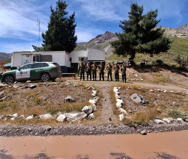 Carabineros instala Retén Vegas del Flaco ante la inminente alza de turistas