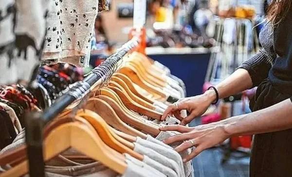 Las ventas minoristas cayeron un 4,1% en noviembre