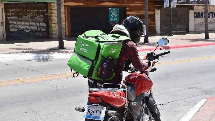 Reforma laboral impulsará dignidad laboral a conductores de aplicación: UNTA