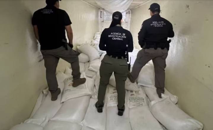Caen con millonario cargamento de metanfetamina