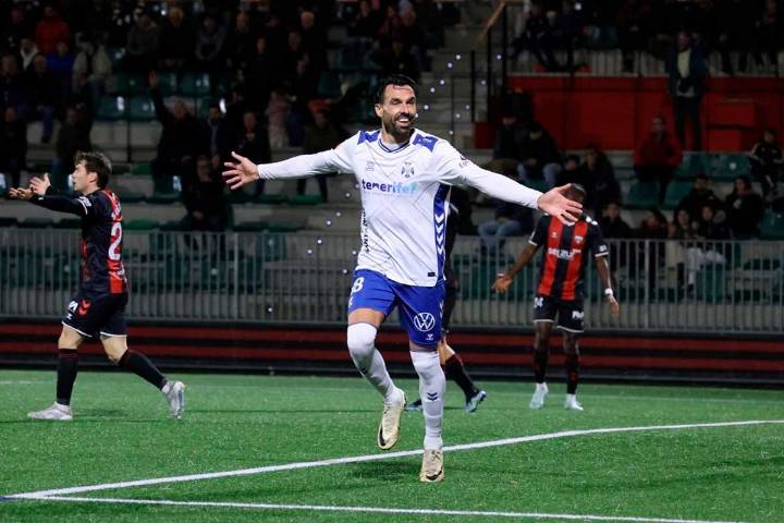 El CD Tenerife, a dar la talla ante el Granada para servirse otra ronda en la Copa