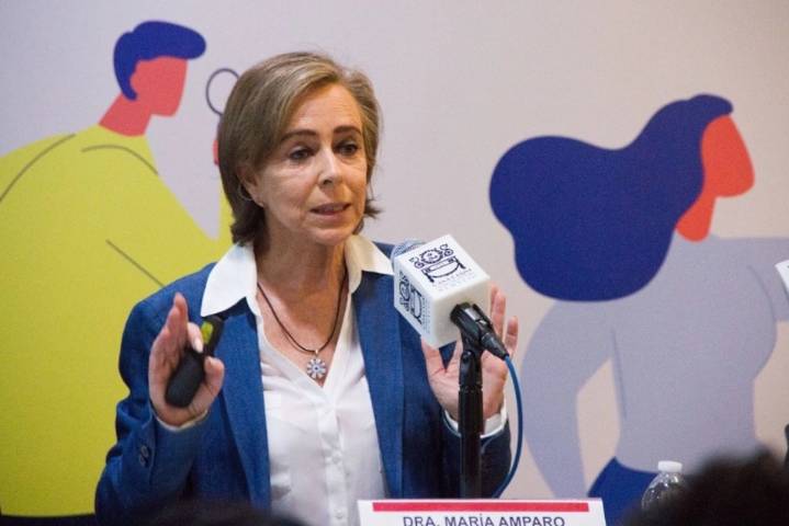 Van contra dos ex funcionarios de Pemex por avalar pensión a Casar