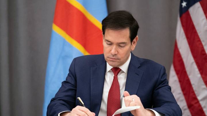 The State Department reinstates an old font, in a typeface about